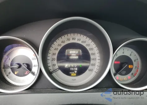 2013 Mercedes-Benz C 300 4Matic z USA, uszkodzony, nr VIN WDDGF8AB3DG071630